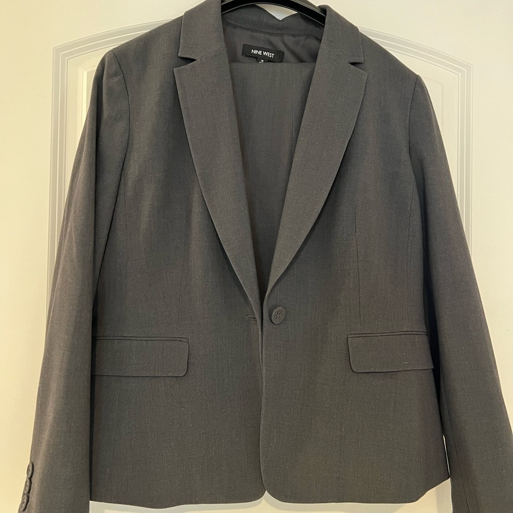 Nine West grey suit with pants